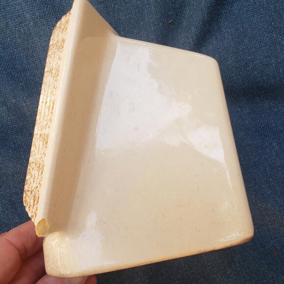 Vintage 50s Books of Remembrance Vase with Baby - Picture 5 of 7